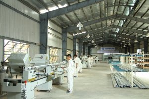 Dây chuyền sản xuất - Công Ty Cổ Phần TM XD Và Phát Triển Sông Đà